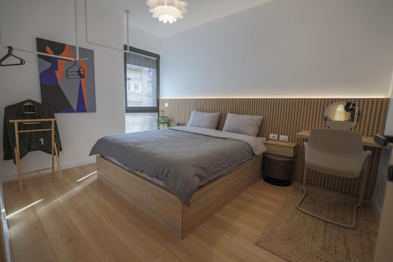 Apollo Apartment By Holistay Tirana Exterior foto
