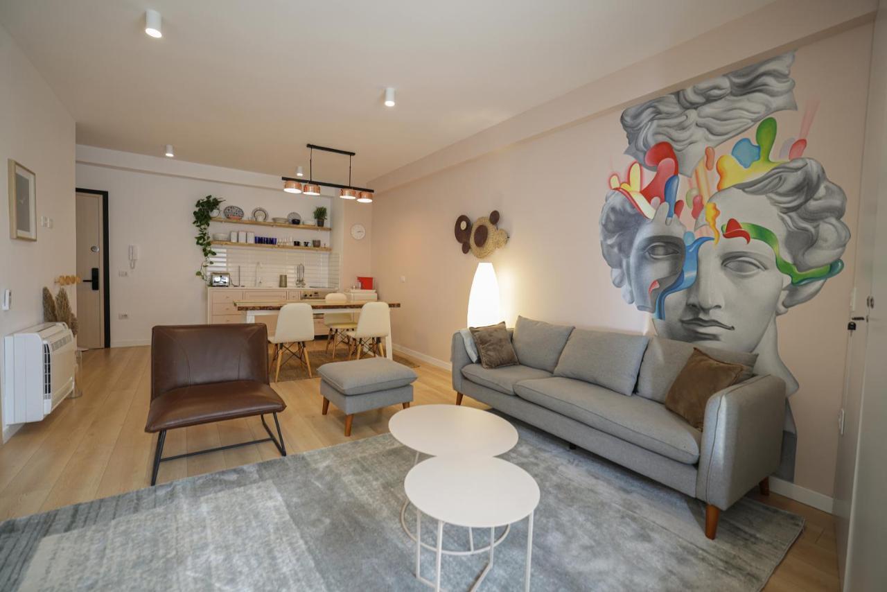 Apollo Apartment By Holistay Tirana Exterior foto