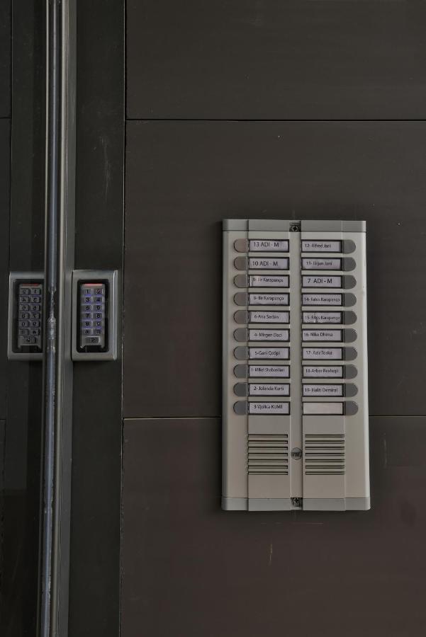 Apollo Apartment By Holistay Tirana Exterior foto